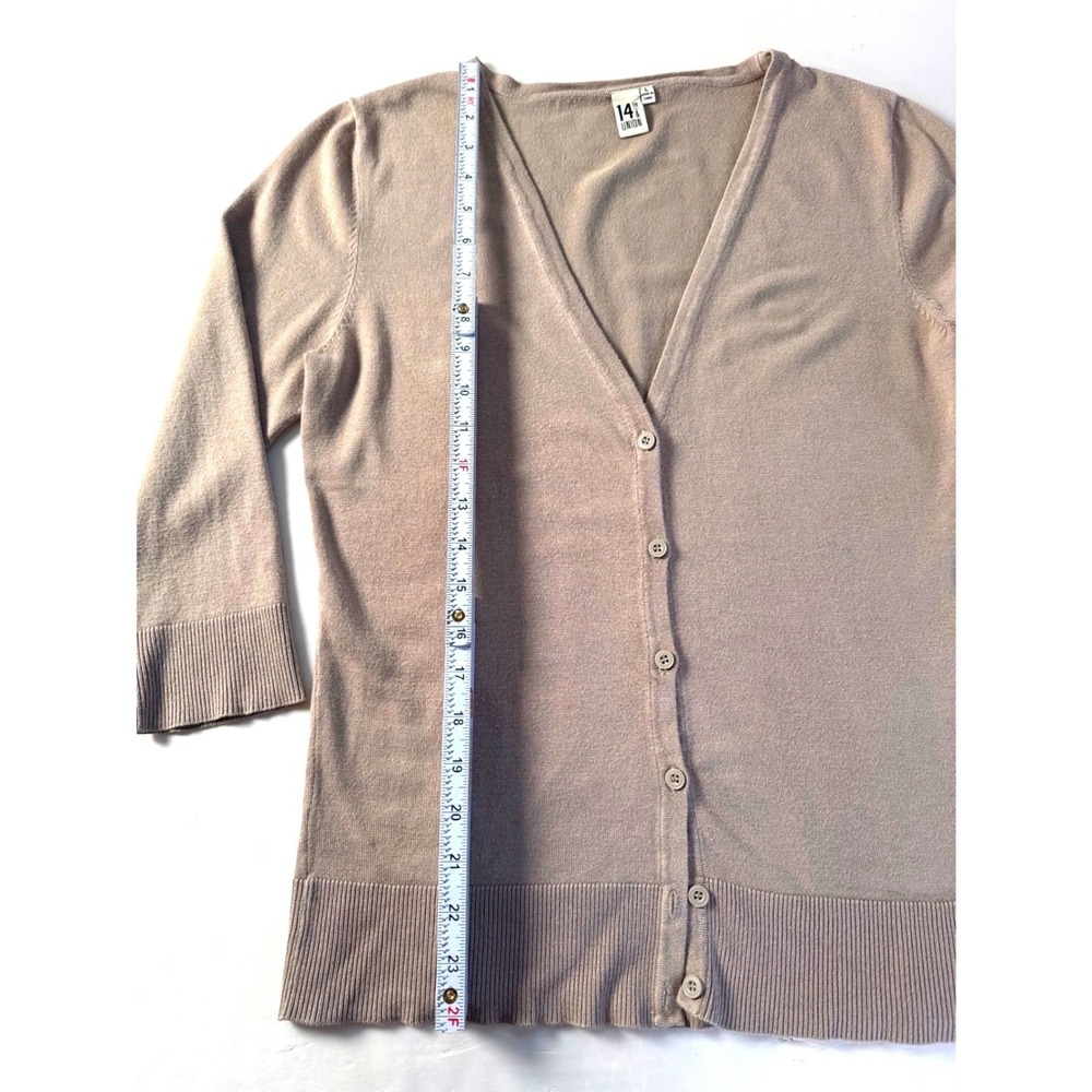 Beige Button Front Cardigan Sweater 3/4 Sleeve Women's Large 14th & Union Staple - Picture 4 of 8